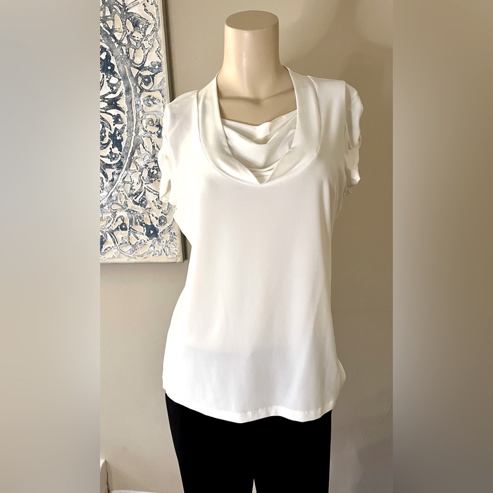 🆕 Tahari Calvin Blouse in Ivory White - Sz M